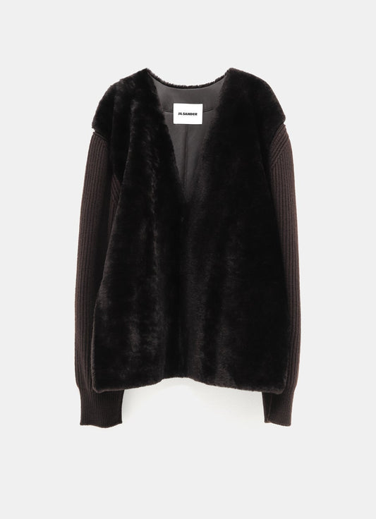 Top de piel de cordero y lana