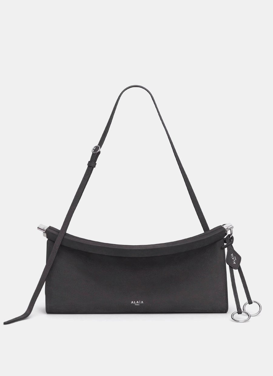 Alaïa | Le Click East West Medium Bag at Ekseption – EKSEPTION Alaïa | Le Click East West Medium Bag at Ekseption – EKSEPTION