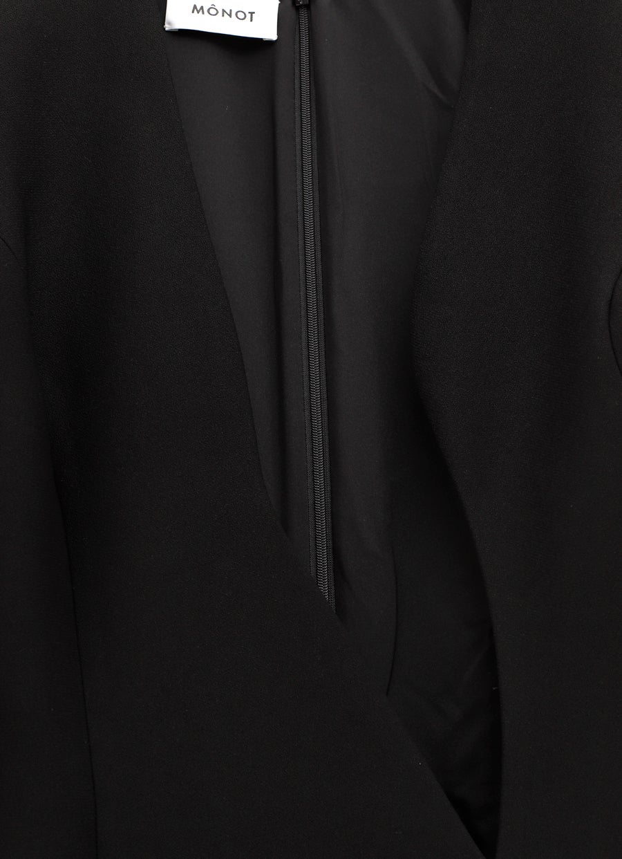 Vestido largo con escote asimétrico