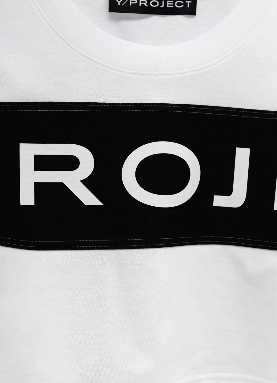 Camiseta cropped con logo