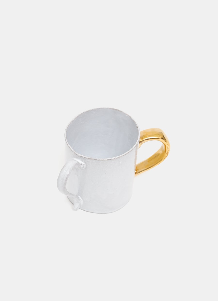 Taza Sacai – asa dorada
