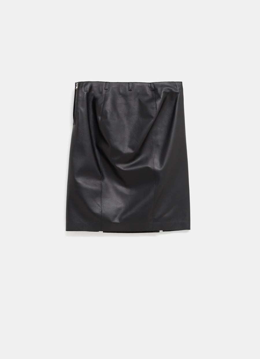 Falda midi de cuero