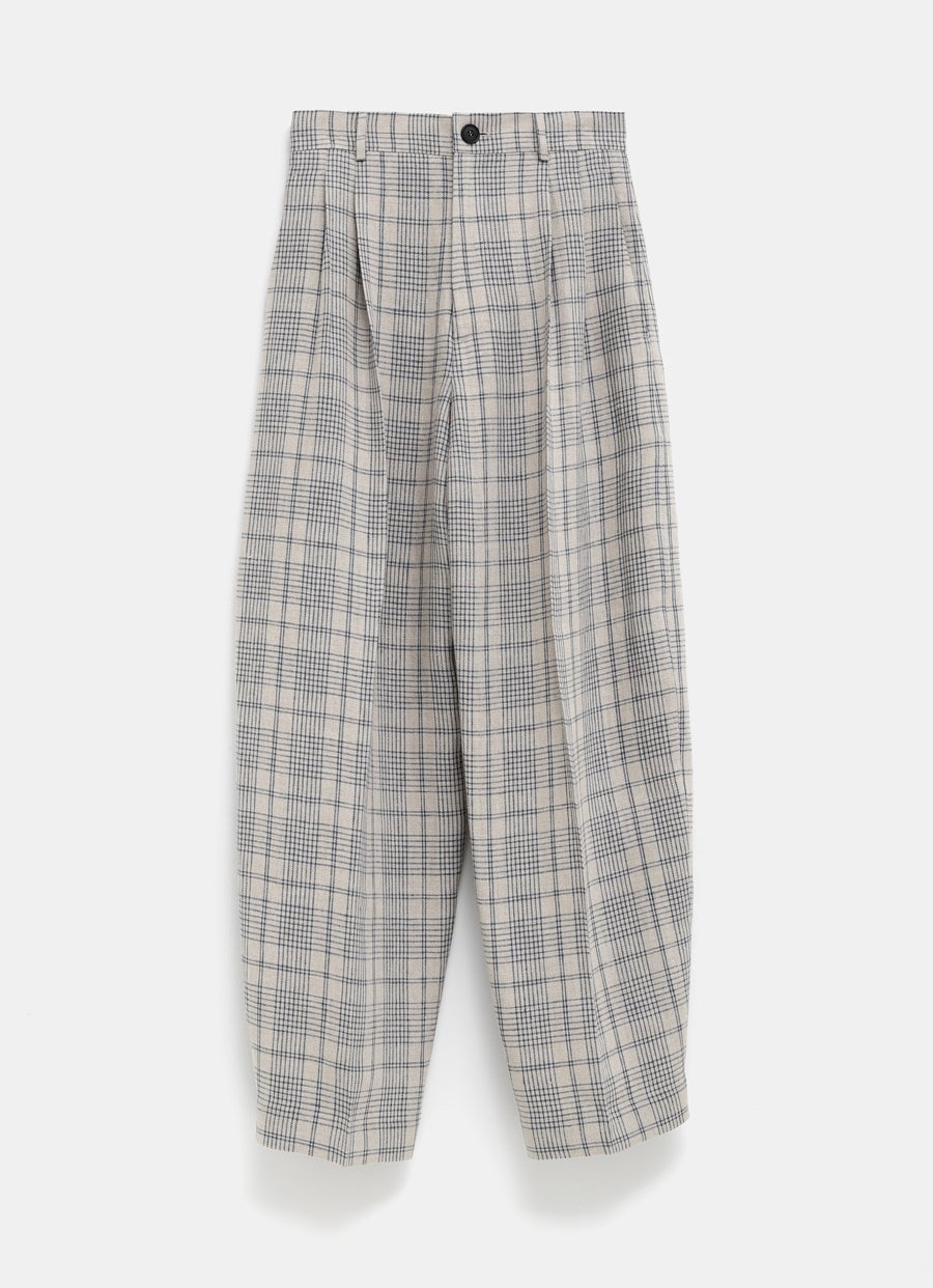 Pantalón con pliegues dobles