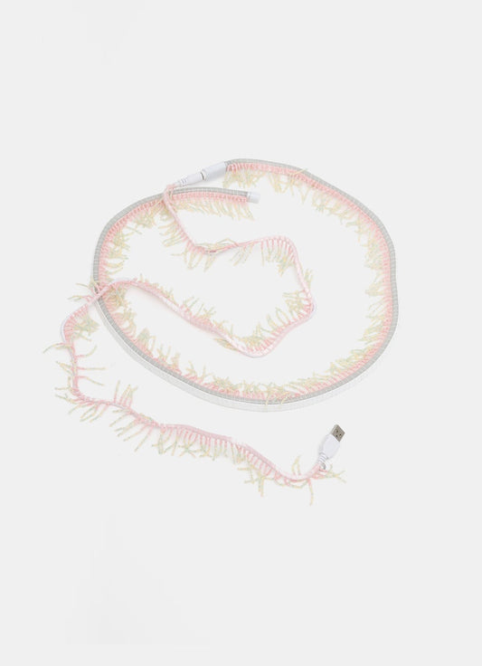 Cable luminoso con fleco de cuentas