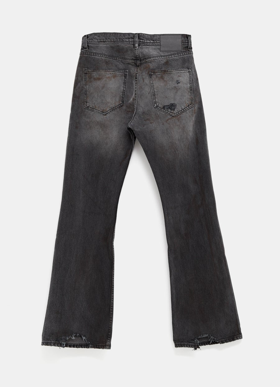 Vaqueros de pierna ancha y acampanada