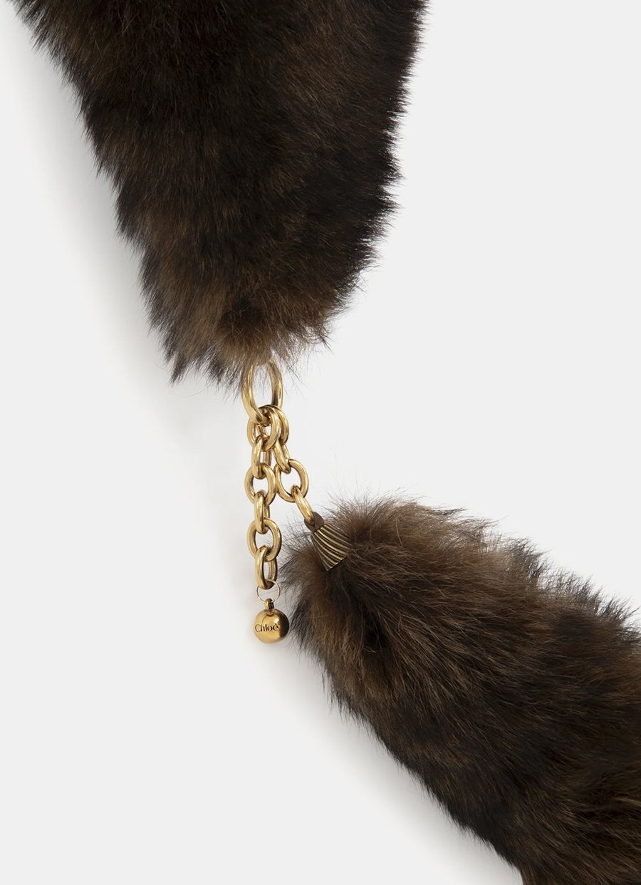 Estola de pelo con cadena