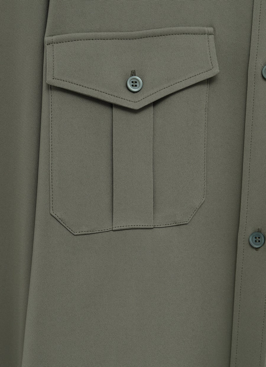 Camisa con bolsillos