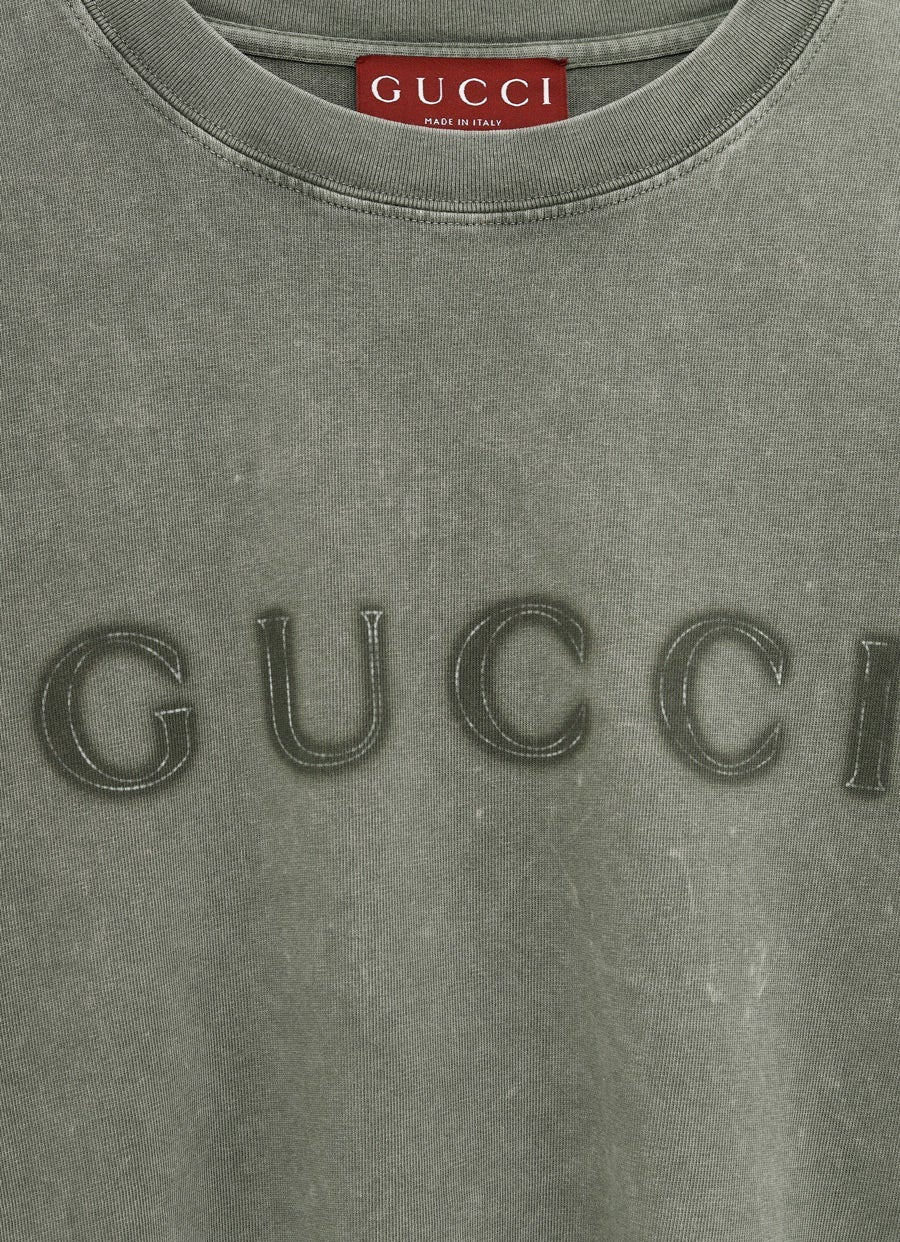 Camiseta con bordado para hombre