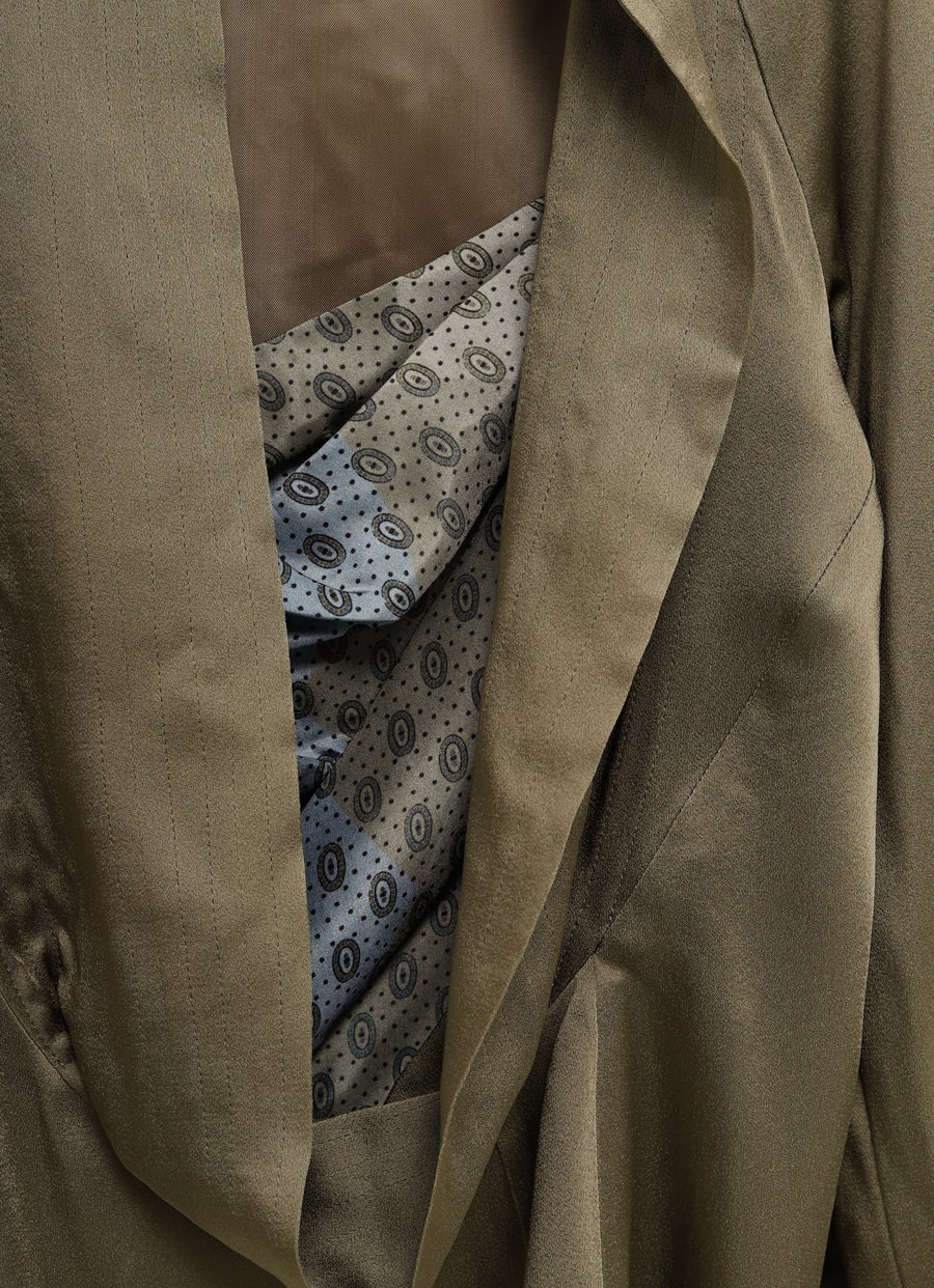 Top con escote abierto