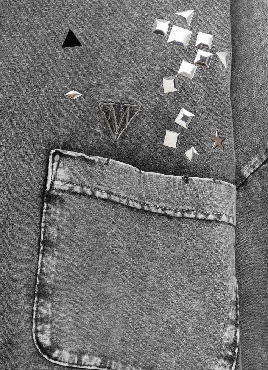 Camiseta con tachuelas para hombre