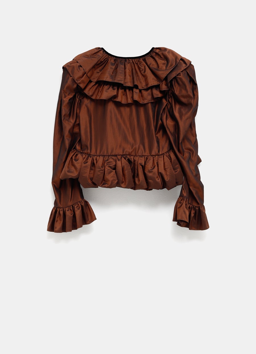 Top corto con volantes