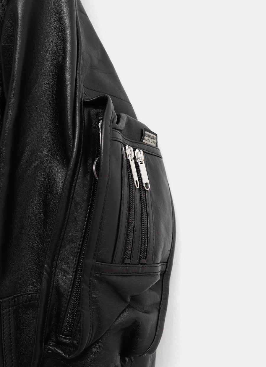 Chaqueta de cuero con riñonera