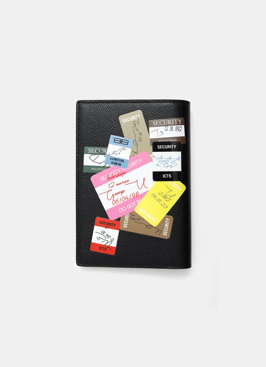 Funda de pasaporte con pegatinas