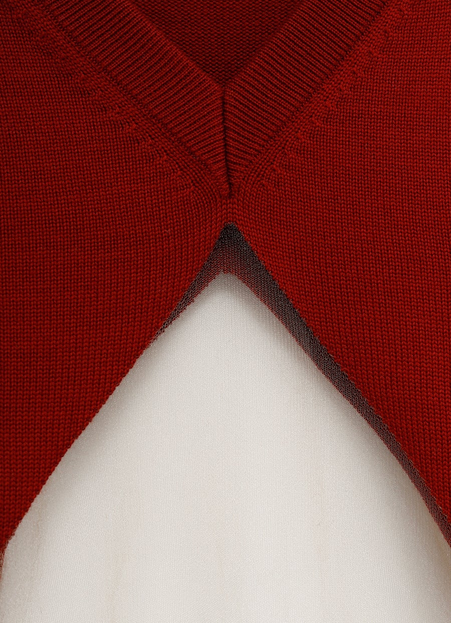 Jersey con triángulo transparente