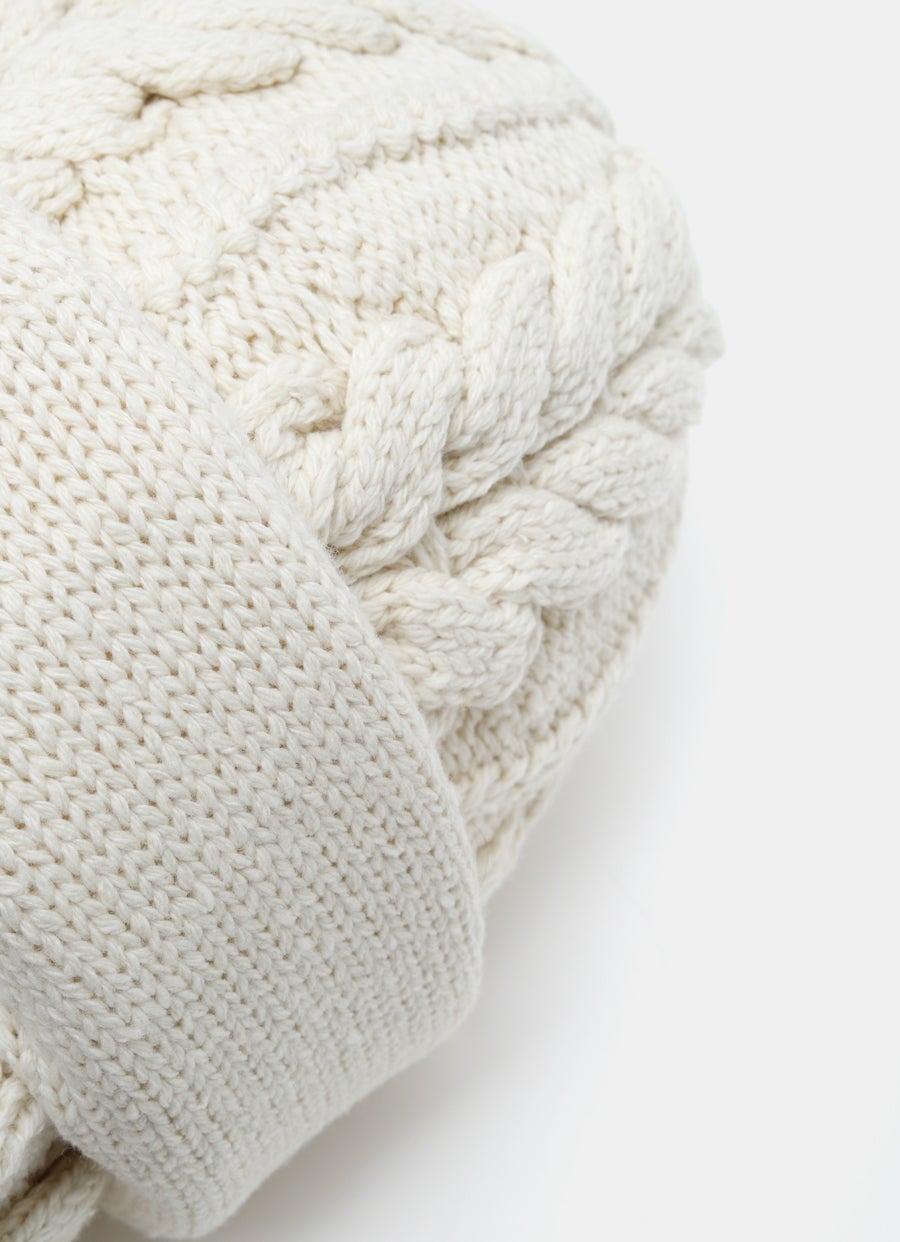 Gorro acolchado de punto trenzado