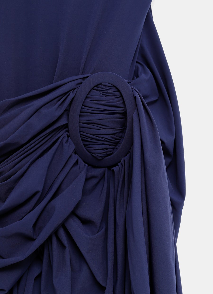 Vestido con espalda abierta