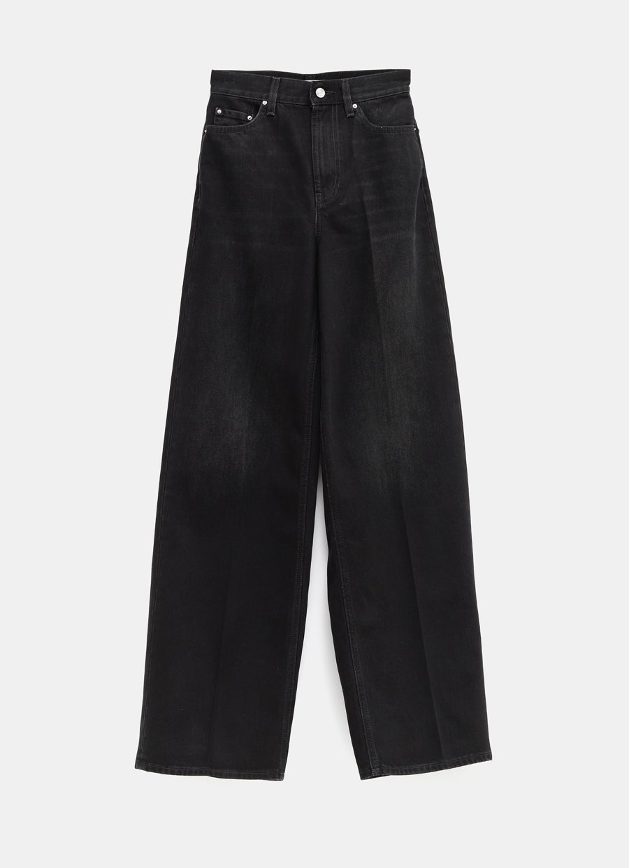 Pantalón vaquero de pernera ancha