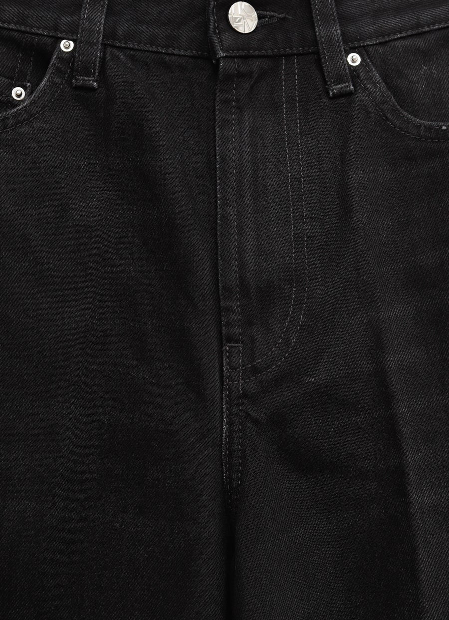 Pantalón vaquero de pernera ancha