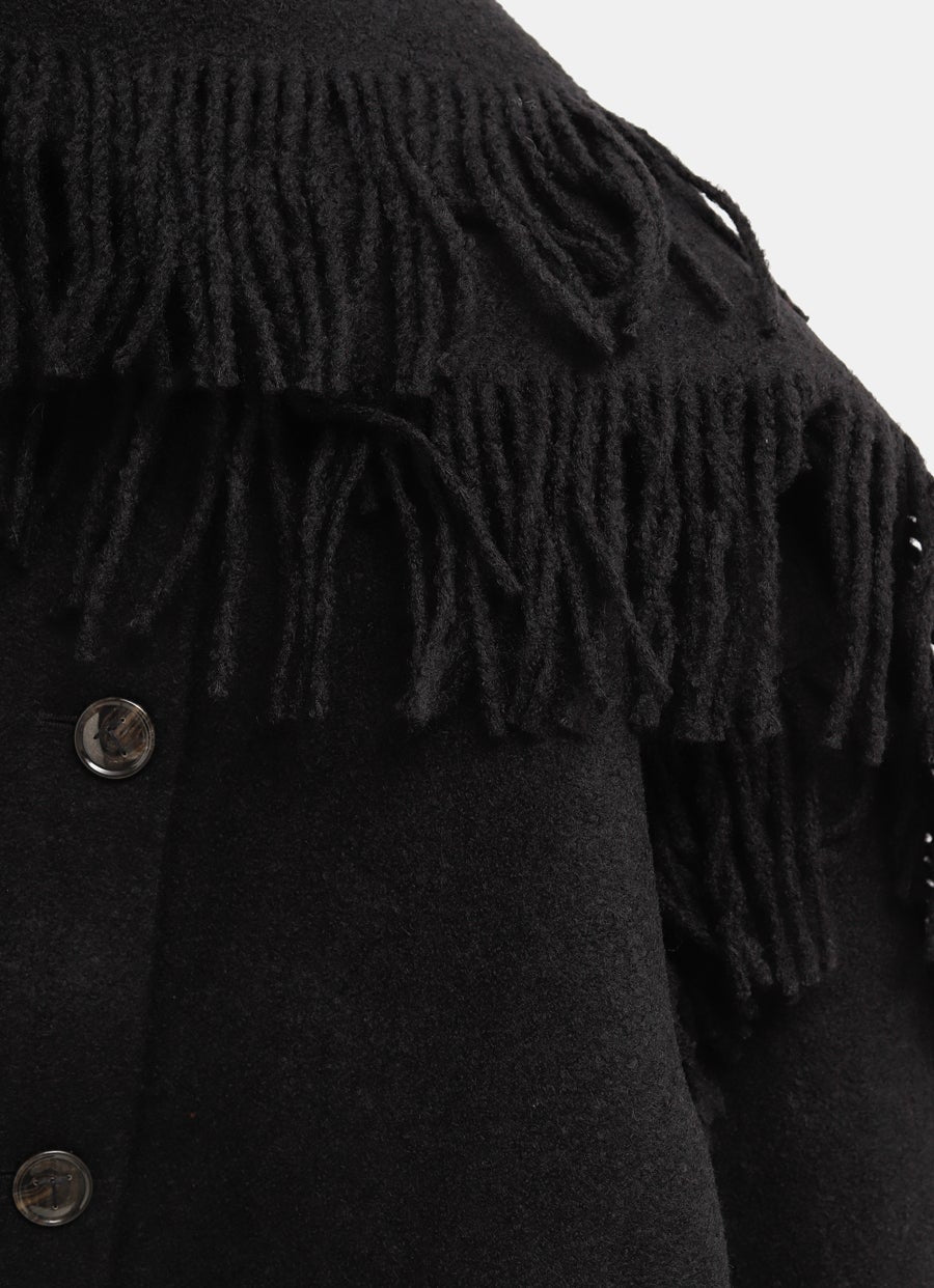 Chaqueta con bufanda y flecos