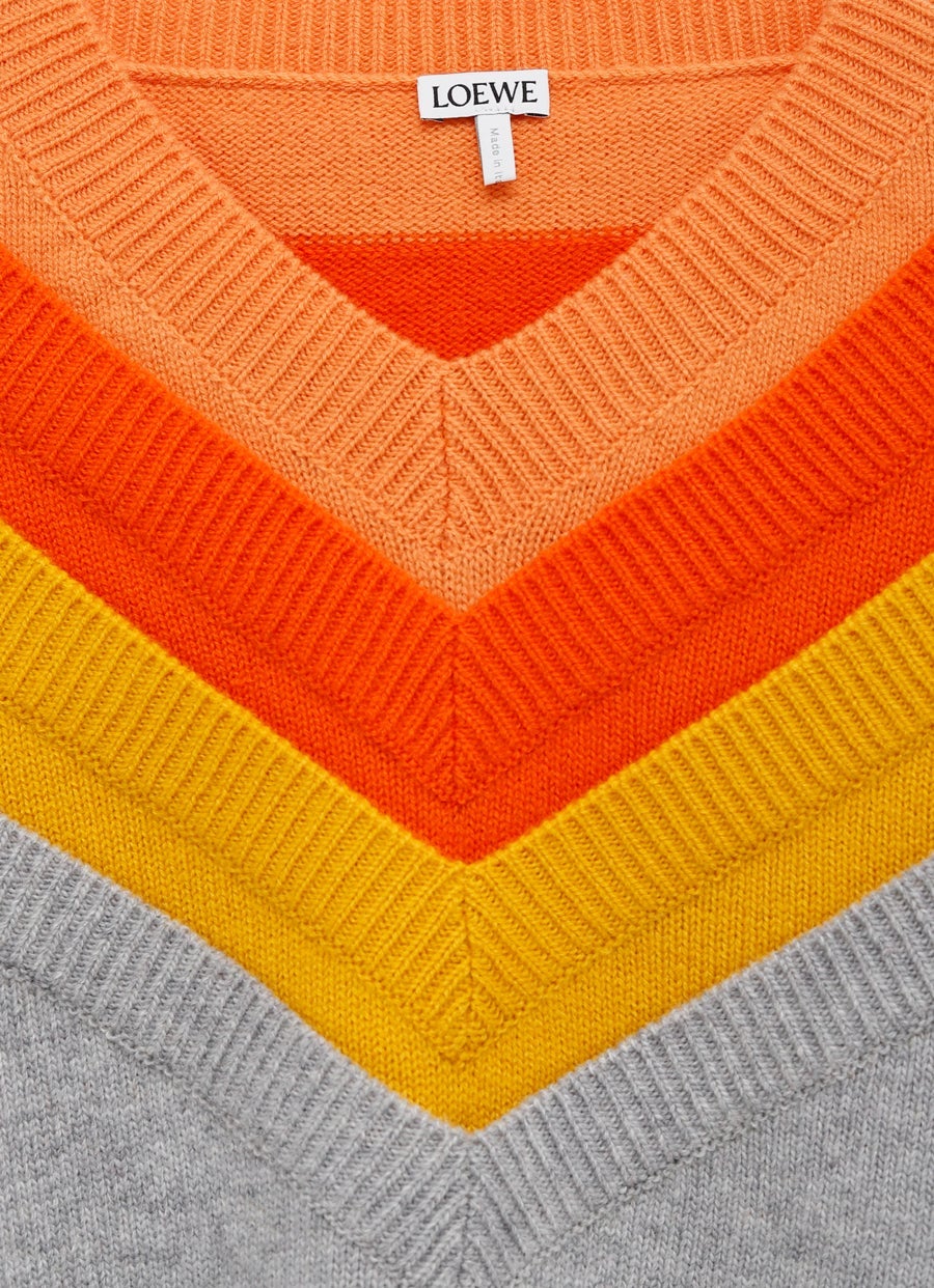 Jersey con cuello de pico múltiple