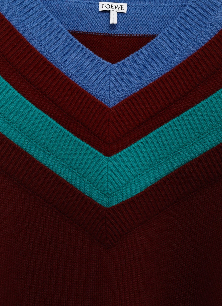 Jersey con cuello de pico múltiple