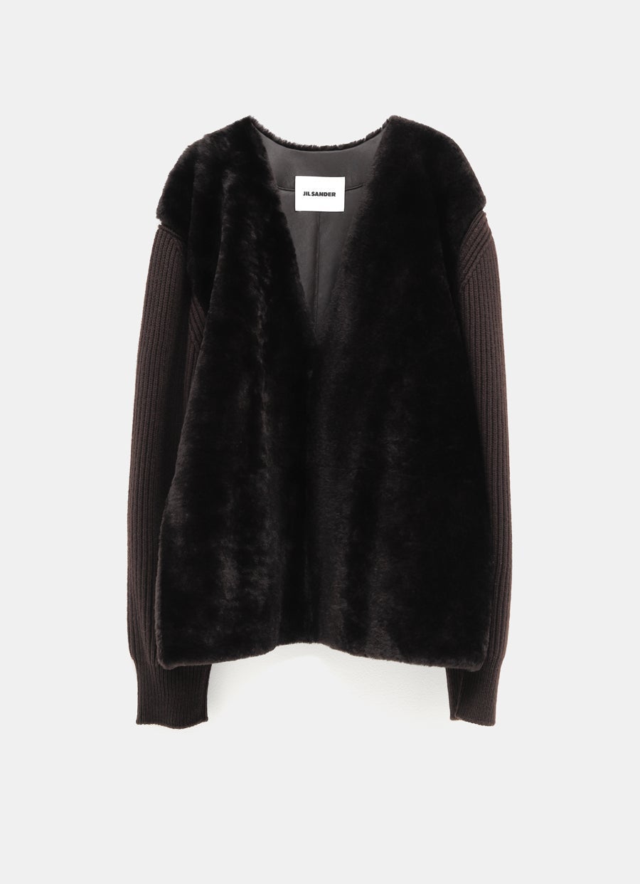 Top de piel de cordero y lana