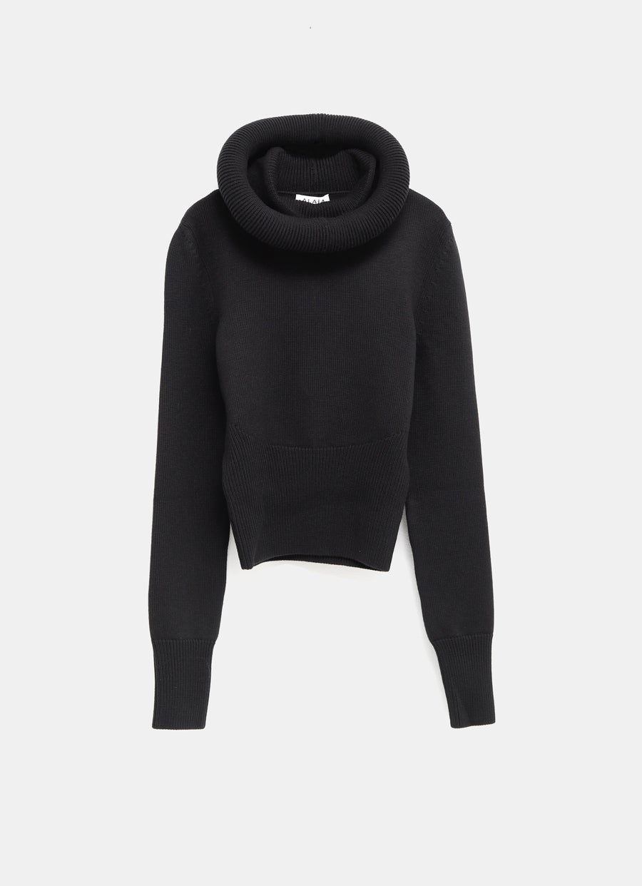 Jersey con capucha escultural