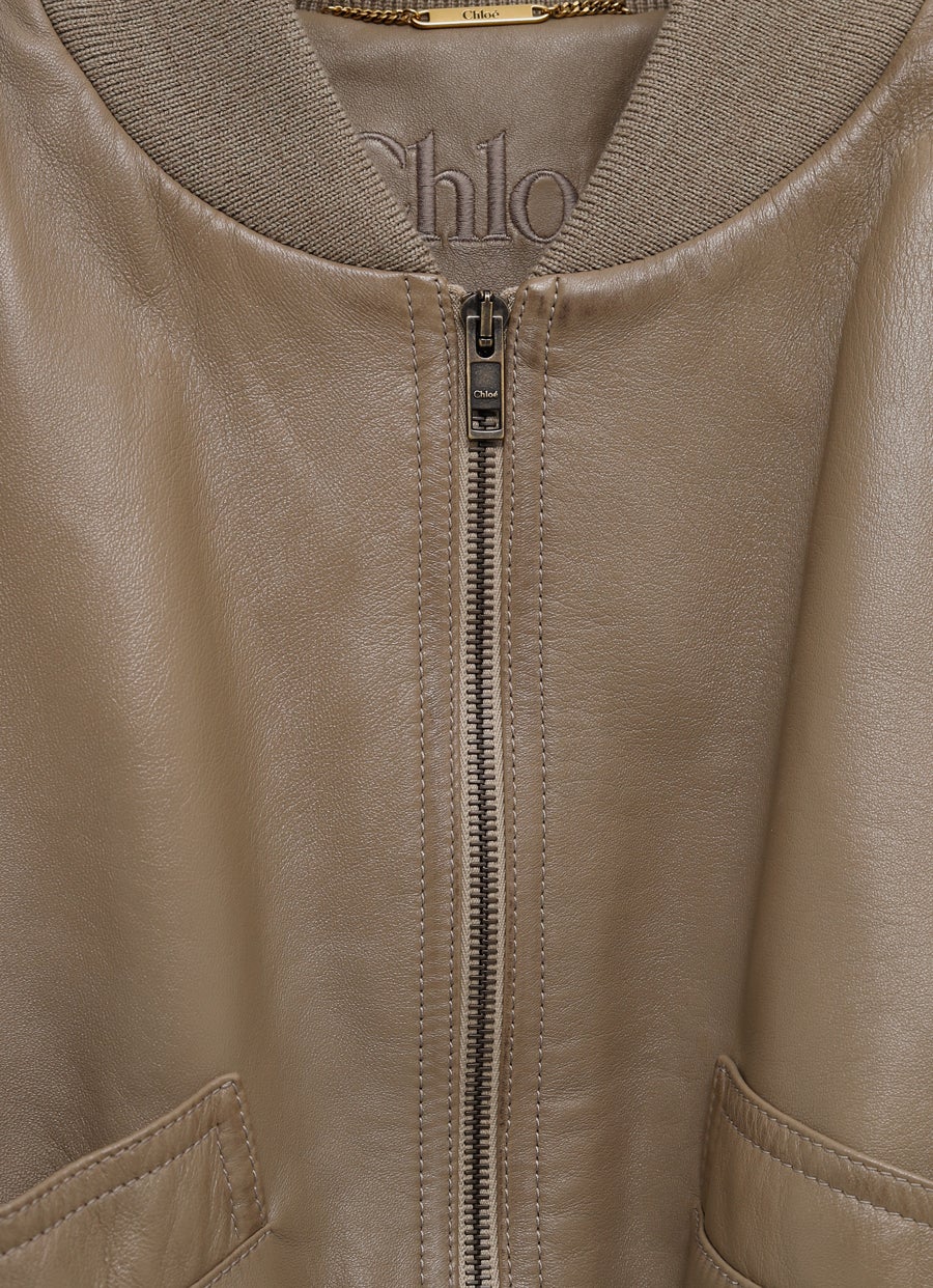 Chaqueta cropped de cuero