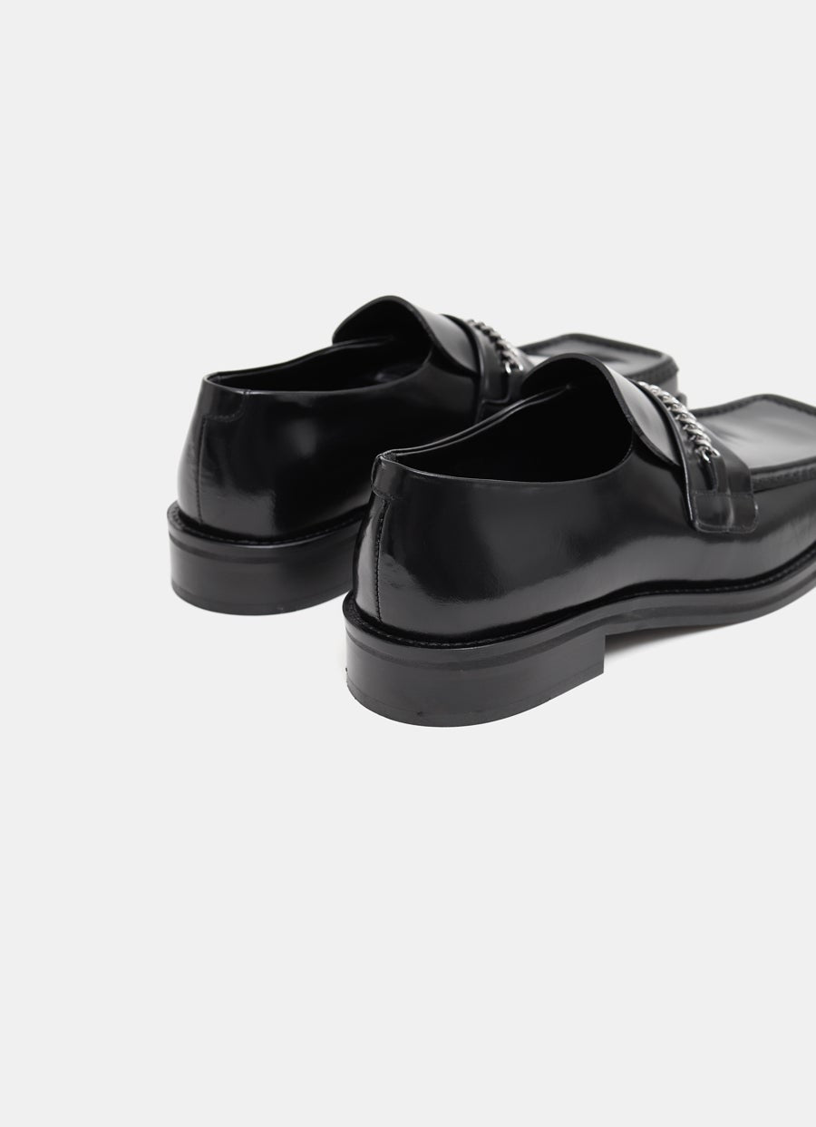 Mocasín de punta cuadrada