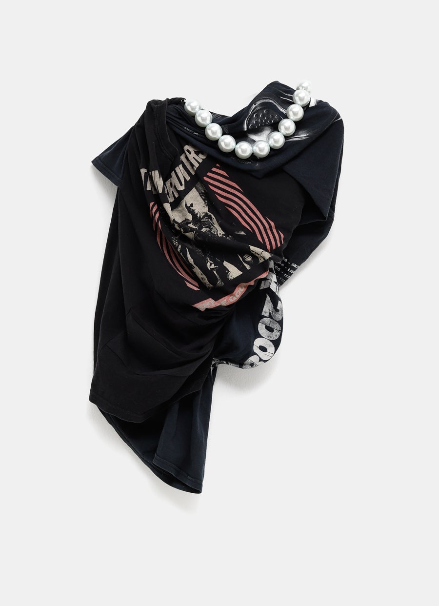 Camiseta Twisted Necklace