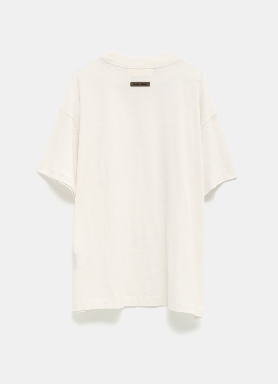 Camiseta Essentials bordada para hombre