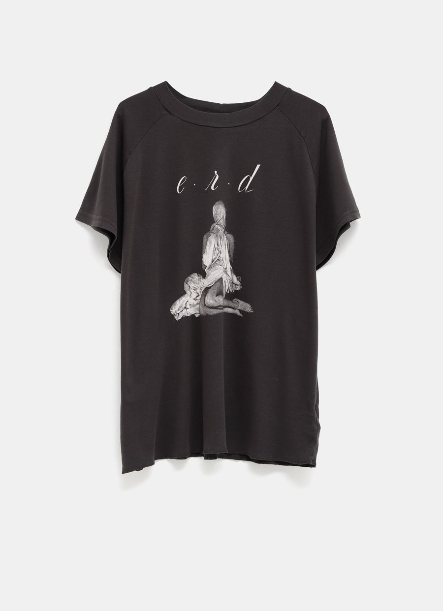 Camiseta Woman in Sheet Raglan