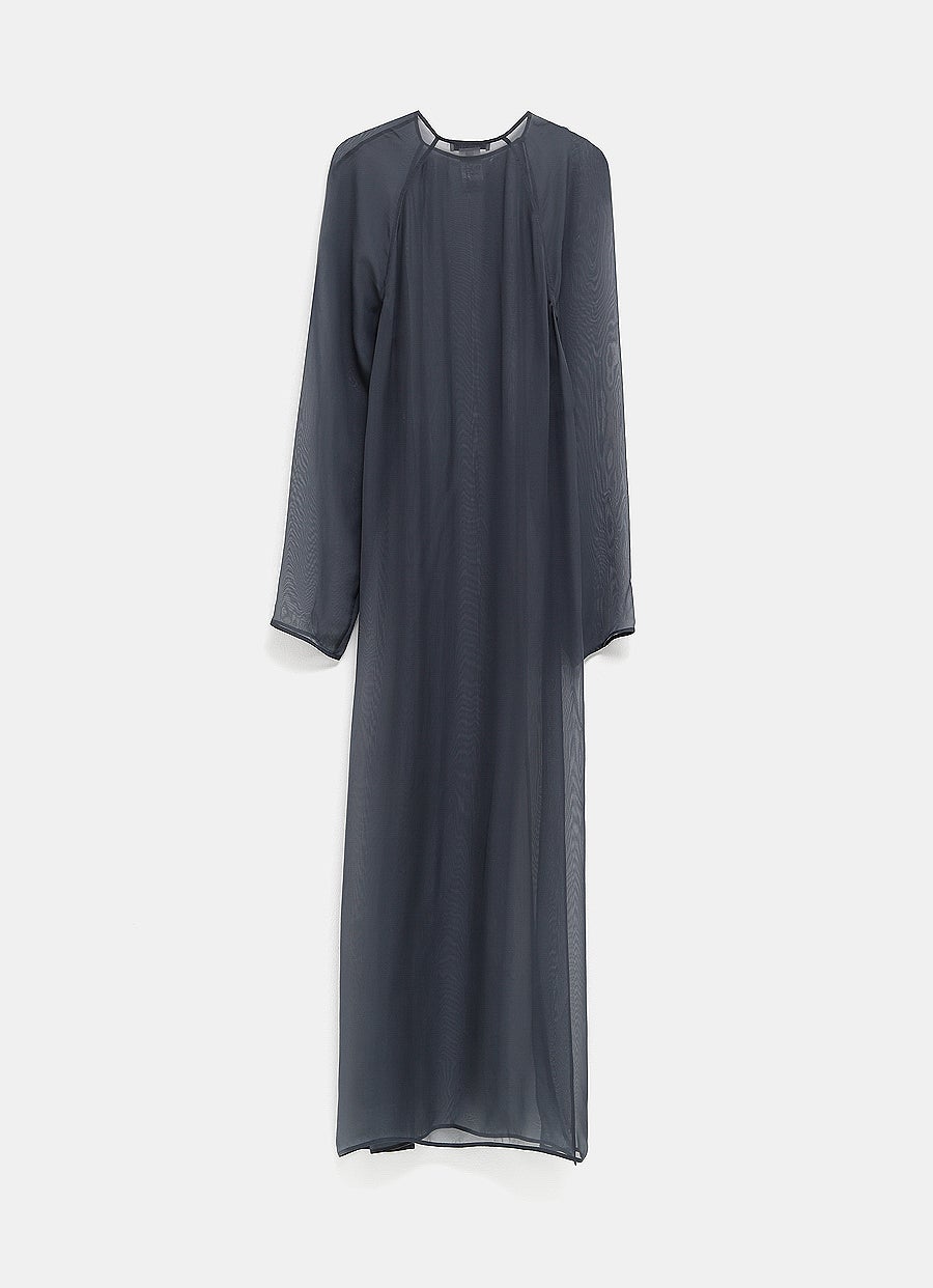 Vestido con aberturas
