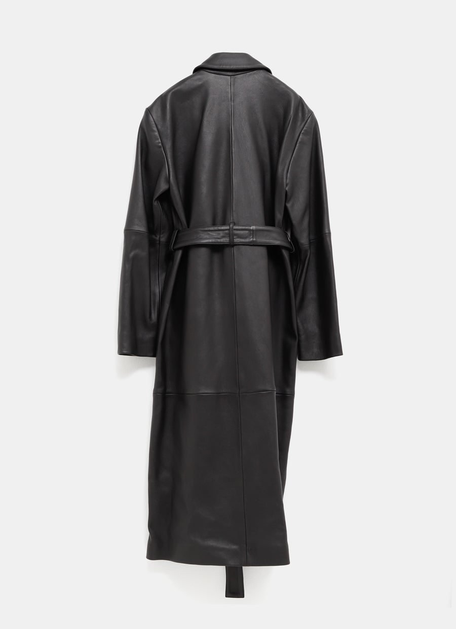 Abrigo de piel con cinturón