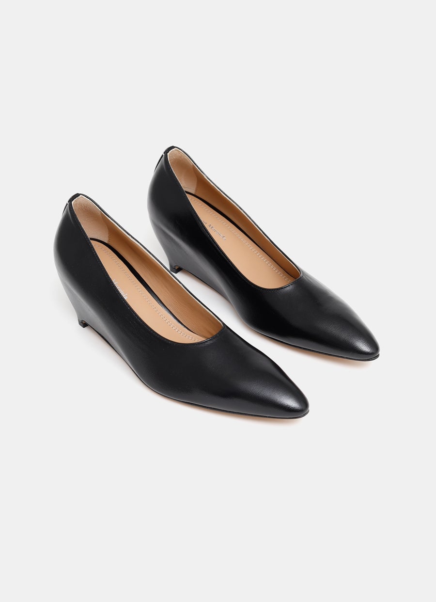 Tacones con puntera afilada