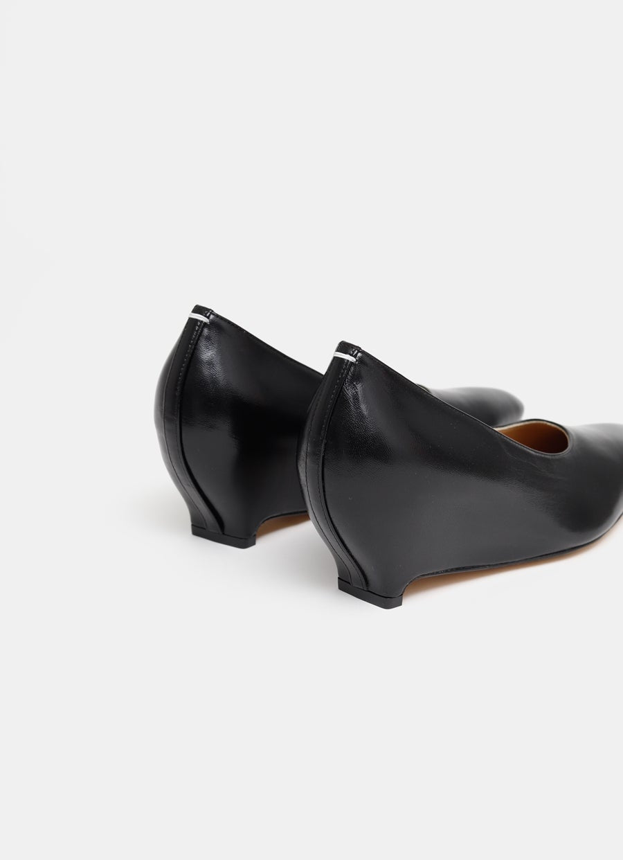 Tacones con puntera afilada