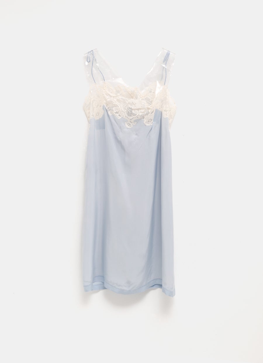 Vestido lencero con cinta
