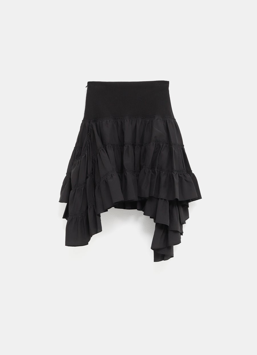 Falda con volante