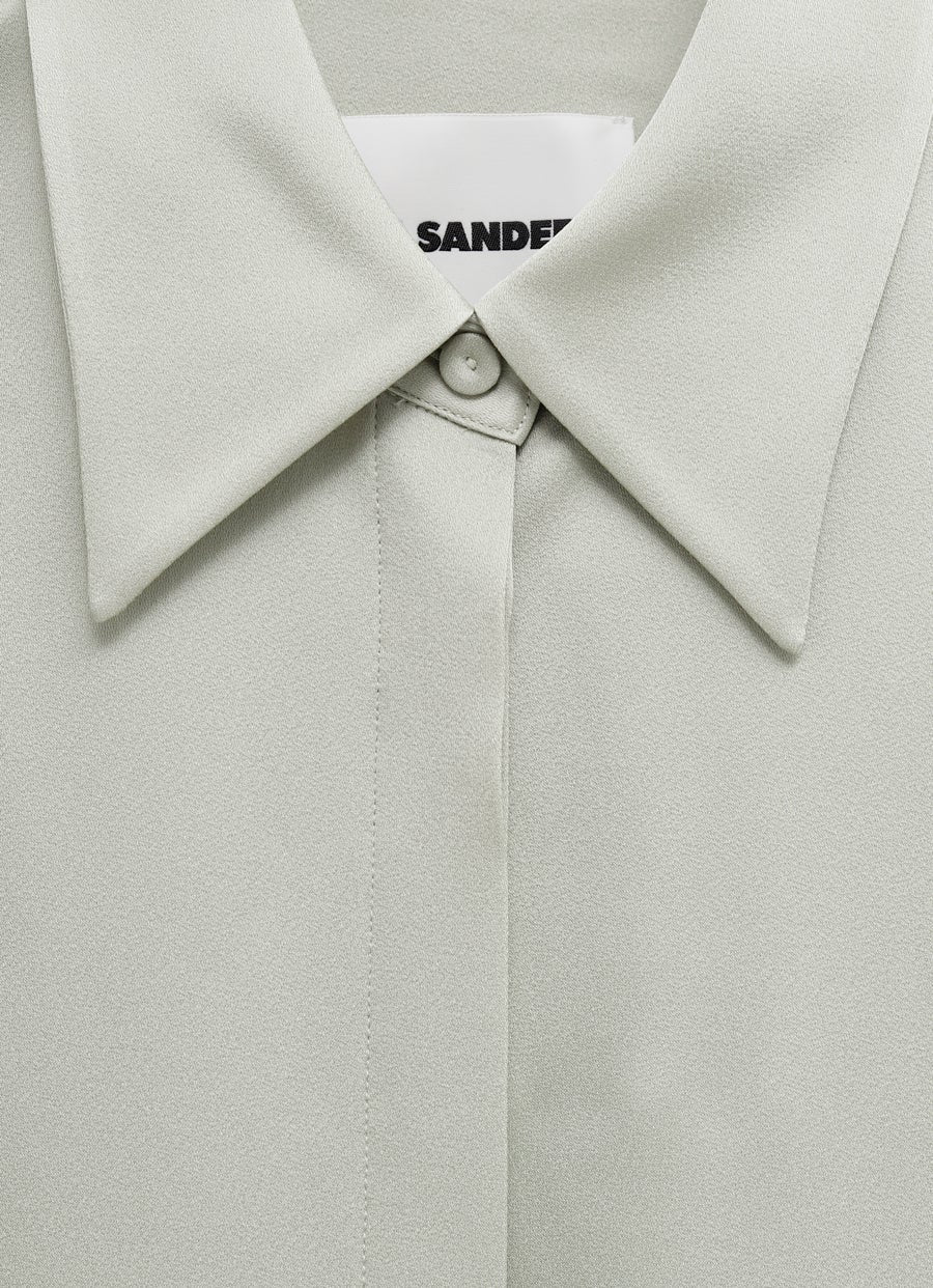 Camisa de viscosa fluida