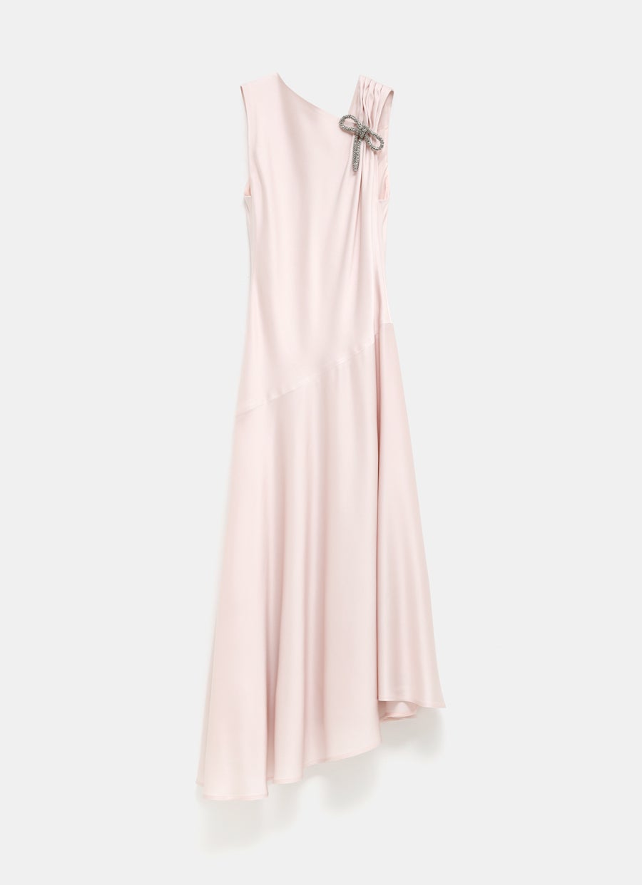 Vestido de noche de satén