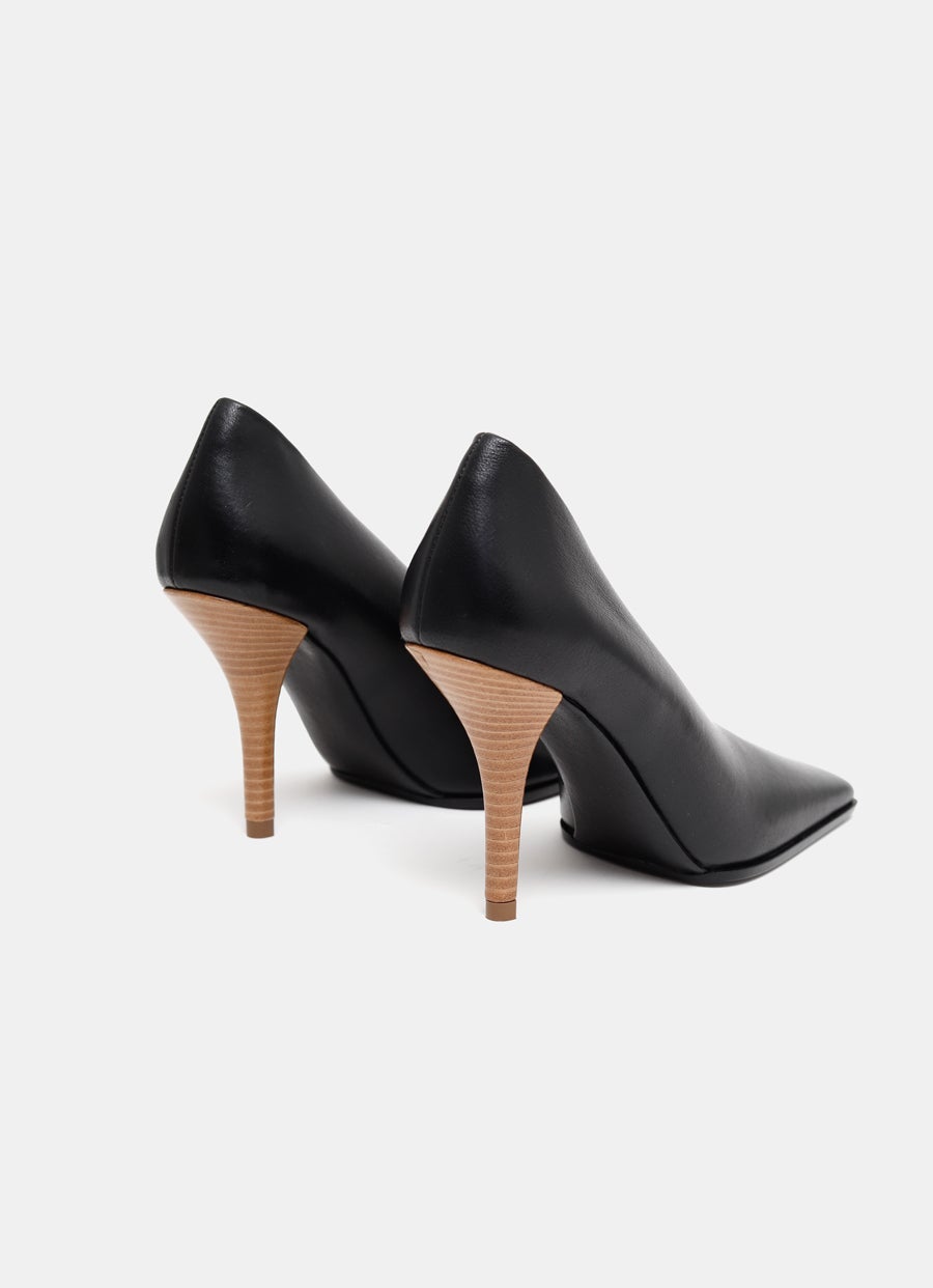 Zapato de salón con puntera cuadrada