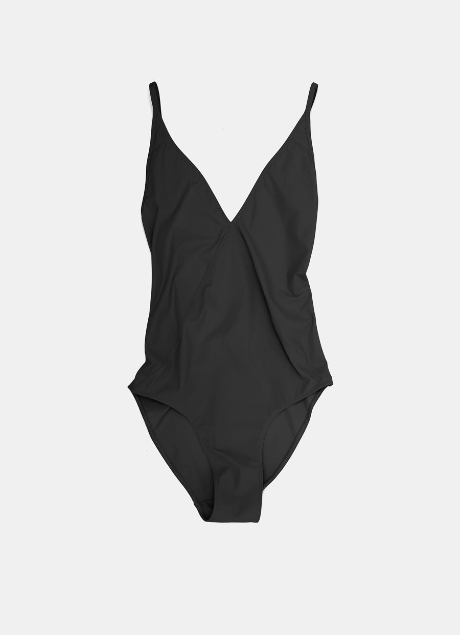 Bañador con escote pronunciado