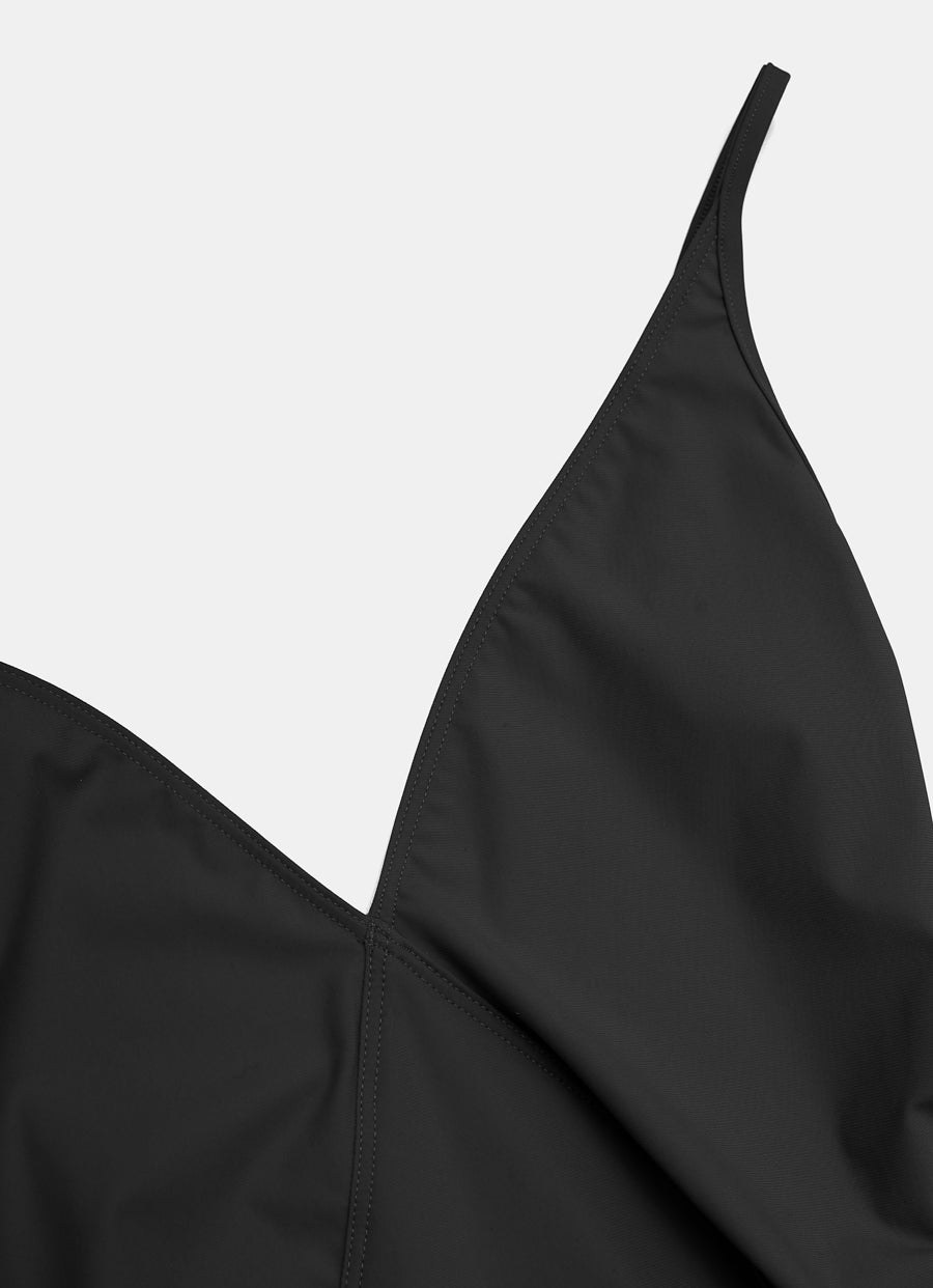 Bañador con escote pronunciado