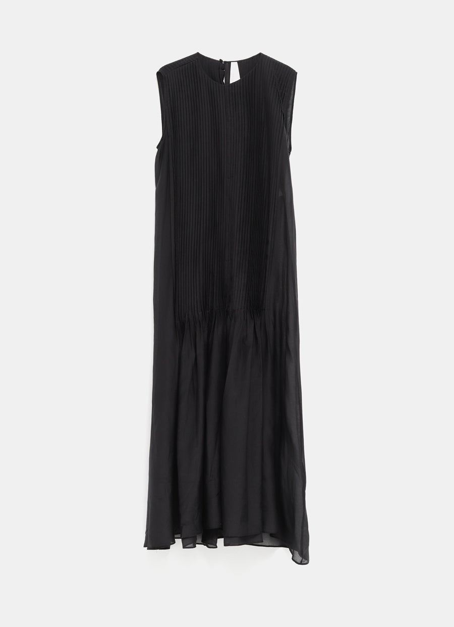 Vestido plisado semitransparente