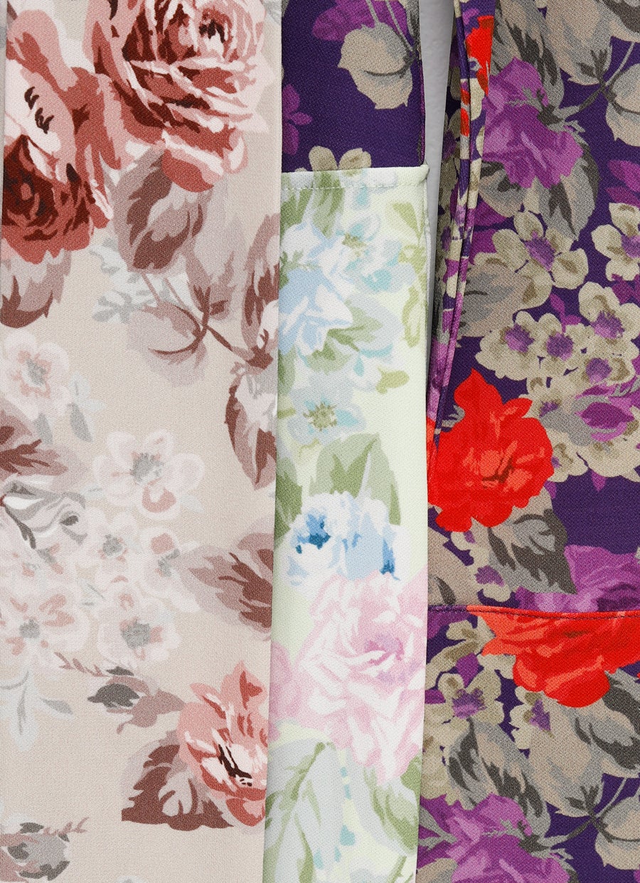 Vestido floral con manga larga