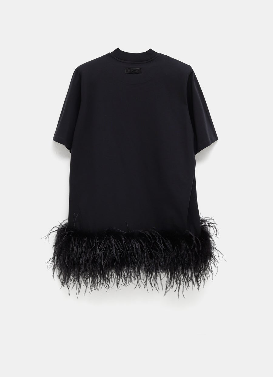 Vestido camiseta con plumas