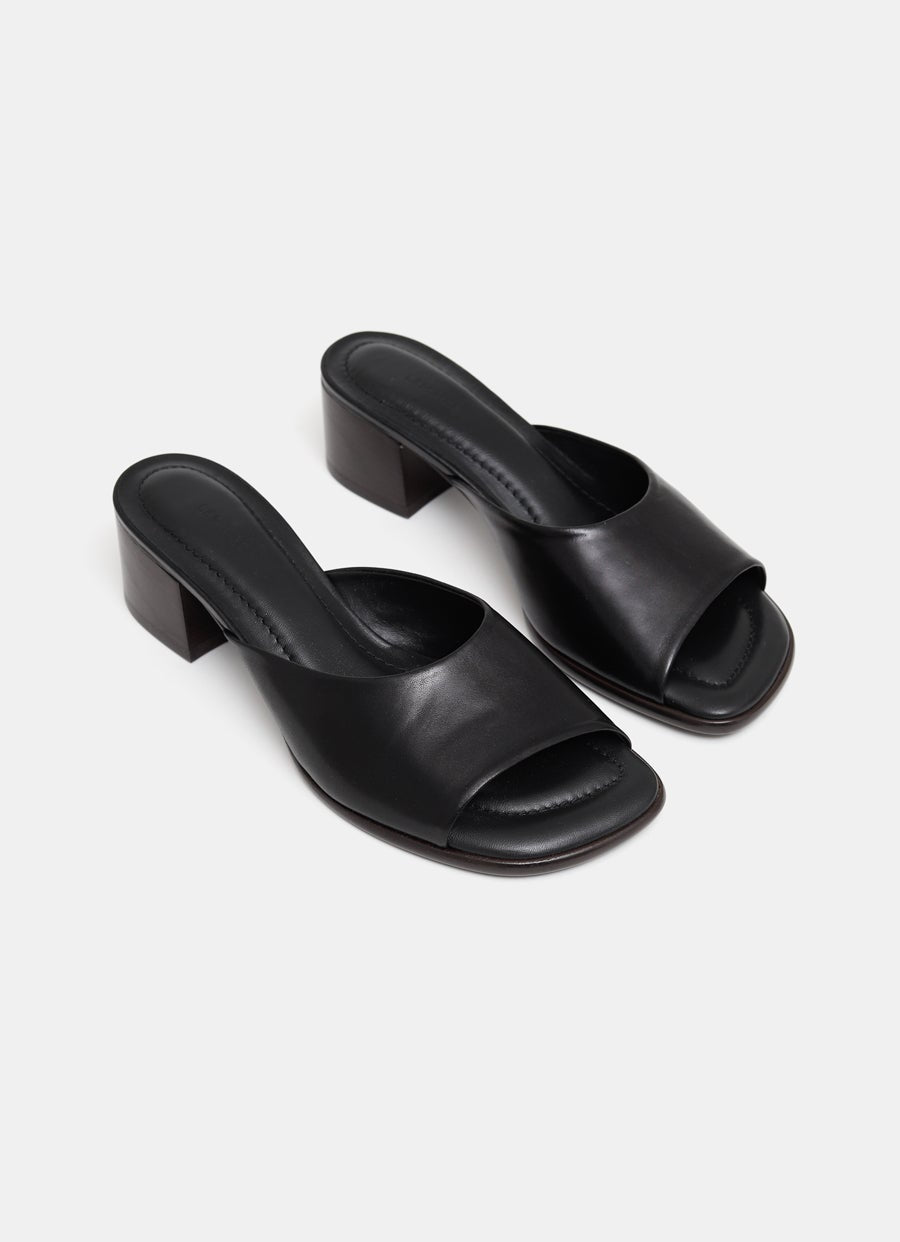 Mules cuadradas de tacón