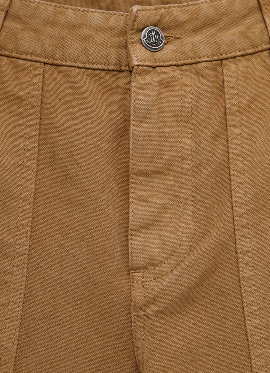 Pantalónes de pernera ancha