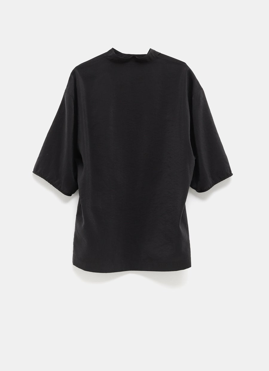 Top con cuello asimétrico