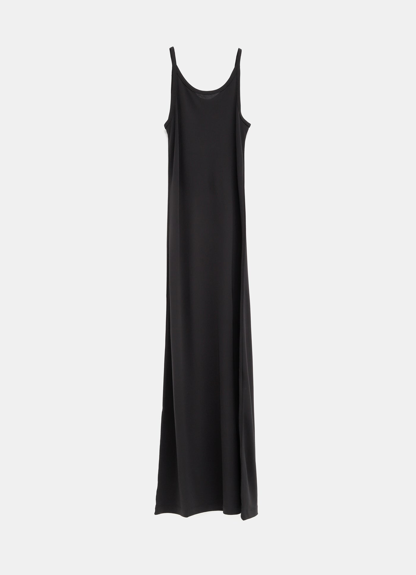 Vestido fluido de tirantes